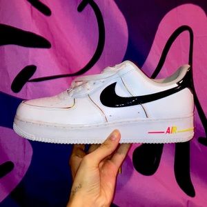 (Shoes) 9’s in mens, colors are white, black, red, orange, yellow, and gray